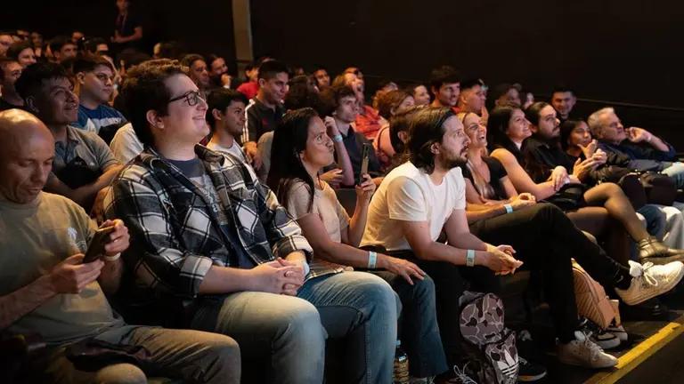 Se viene el evento de IA más esperado por la industria: todo lo que tenés que saber sobre Prompteala