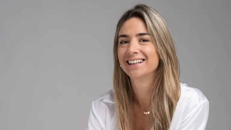 Emprendedora argentina busca revolucionar las oficinas: cómo es su solución ágil y "low cost"