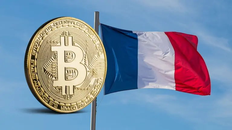 Francia avanza con una ley para crear una reserva nacional de Bitcoin