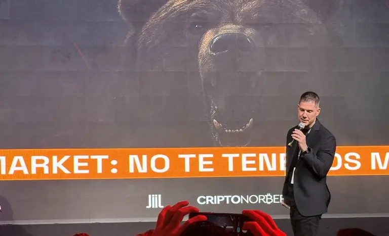 Gurú cripto anticipa un derrumbe histórico para Bitcoin en 2026: a cuánto caerá