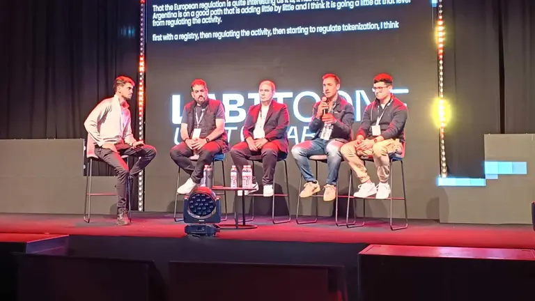 Bancos argentinos se preparan para ofrecer Bitcoin: la posibilidad de un cripto peso