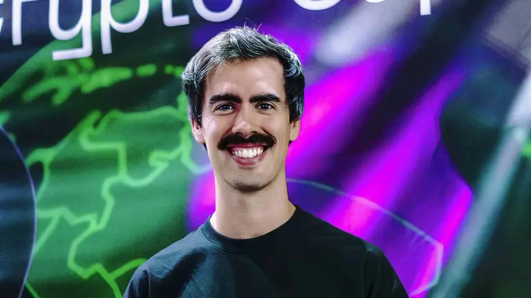 Llega la primera superapp cripto argentina, con servicios de ahorro, inversiones y hasta un "Gran DT"