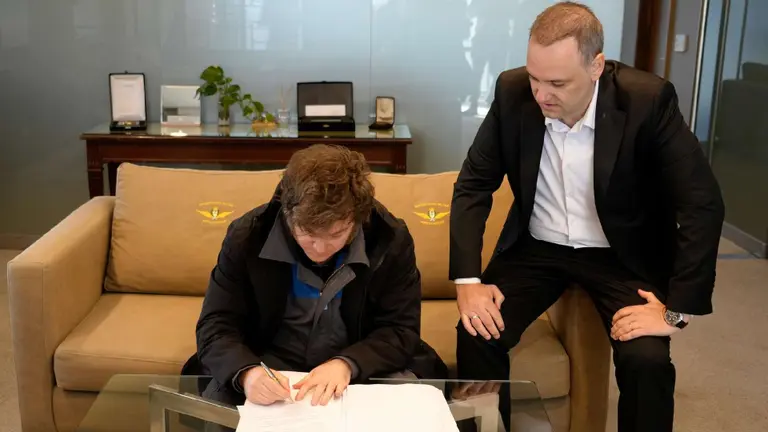 Así es la Reforma Laboral firmada por Milei y que será presentada en el Congreso