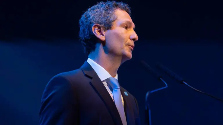 Inversores "entusiasmados" con la Argentina de Milei, pero "cautelosos" por las reformas