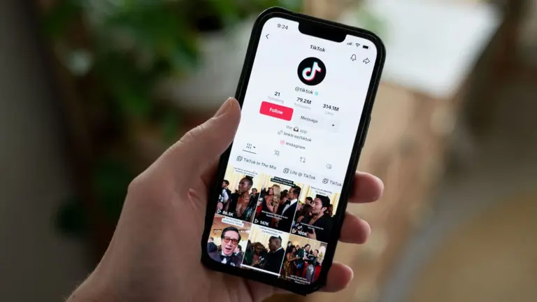 "Tienen más peso que los anuncios": los videos en TikTok e Instagram influyen más antes de comprar
