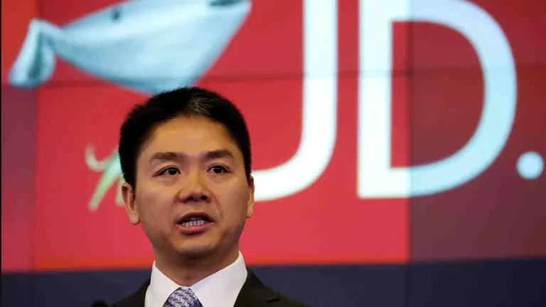 De vender electrónica a liderar el e-commerce: la historia de Richard Liu, el Jeff Bezos chino