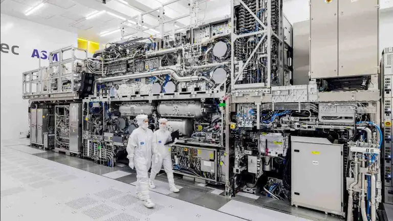 ASML, el gigante europeo de los chips que Morgan Stanley ve camino al billón de dólares