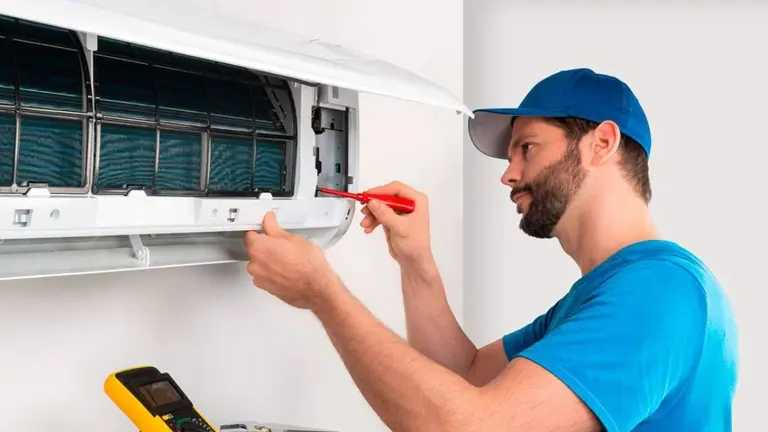 Qué estudiar en 2026: los mejores cursos de refrigeración y aire acondicionado en la Argentina