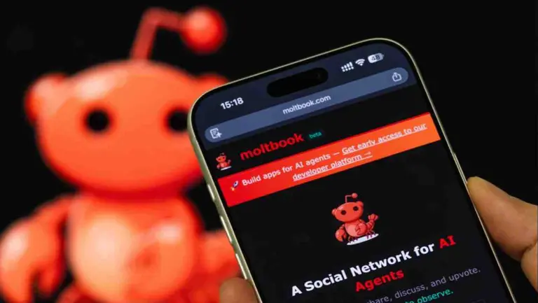 Por qué Moltbook, la red social donde interactúan solo inteligencias artificiales preocupa incluso a Elon Musk