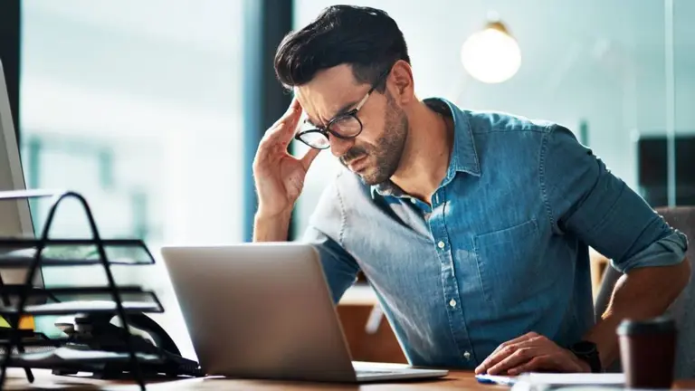 Google prueba modificar titulares en resultados de búsqueda con inteligencia artificial