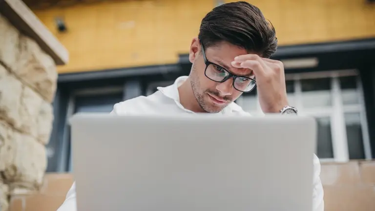 Cómo funciona el Spoofing, la nueva estafa que imita bancos y billeteras y vacía cuentas en segundos