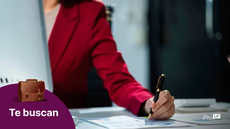 Boom del empleo joven: gigante de seguridad lanza pasantías para incorporar talento con estos perfiles