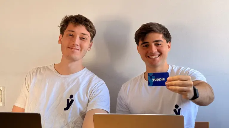 Yuppie: cómo funciona la startup que mejora reseñas y experiencia del cliente en tiempo real