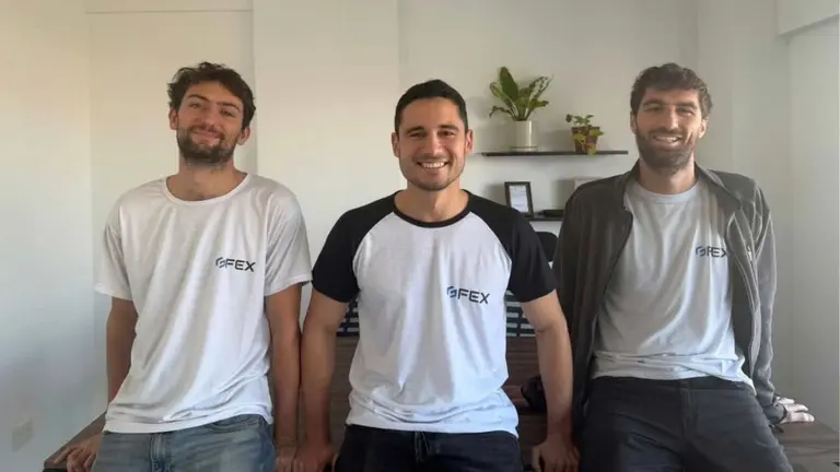Tres argentinos crearon una IA que automatiza comprobantes: permite ahorrar 80% de tiempo operativo