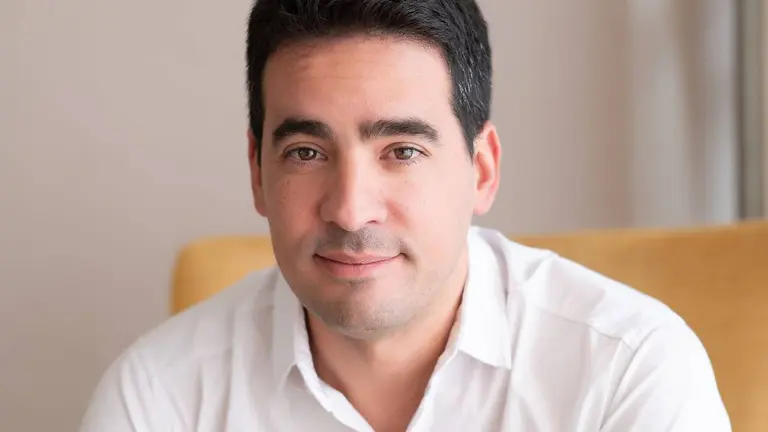 La postura de Adrián Ravier sobre Bitcoin que sorprendió tras su designación como vocero: "Tiene potencial"