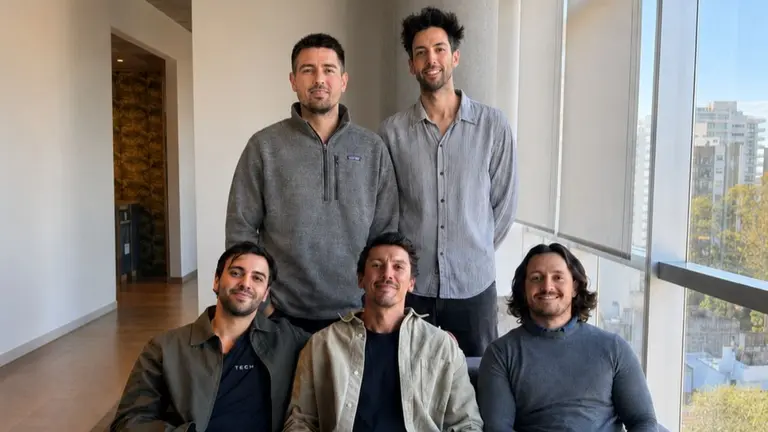 La IA ya genera más ventas que Google y una startup argentina la capitaliza con su propia infraestructura