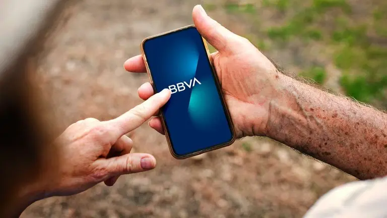 BBVA habilita pagos de luz, gas, teléfono y servicios con tarjeta de crédito desde el celular