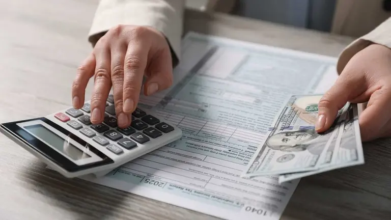 Cepo más flexible: empresas giraron más de u$s2.600 millones al exterior en el primer semestre