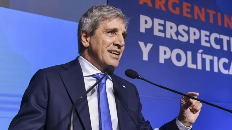 El ministro de Economía, Luis Caputo