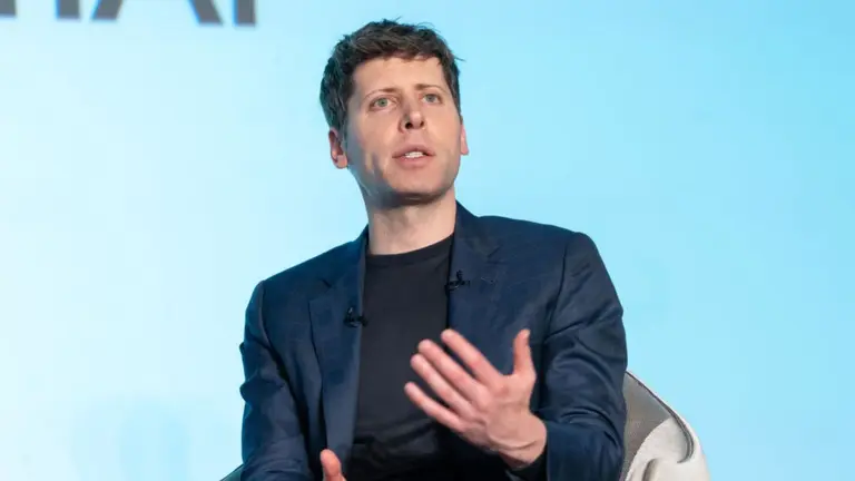 Sam Altman de frente