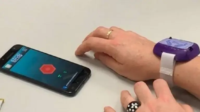 Así funciona Bindi, el wearable diseñado para combatir las agresiones sexuales