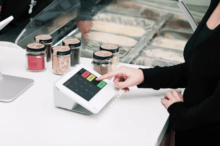 Preparate para los e-tickets: por qué los locales comenzarán a darte recibos por WhatsApp o SMS