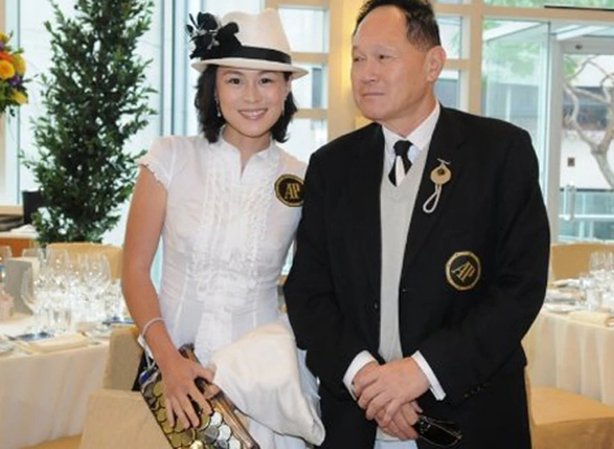 Петра экклстоун свадьба. Карлос фитц-джеймс стюарт и белен корсини. Юлия ришар александровна дочь. Юлия ришар дочь дрозденко. Жениться на дочери магната.