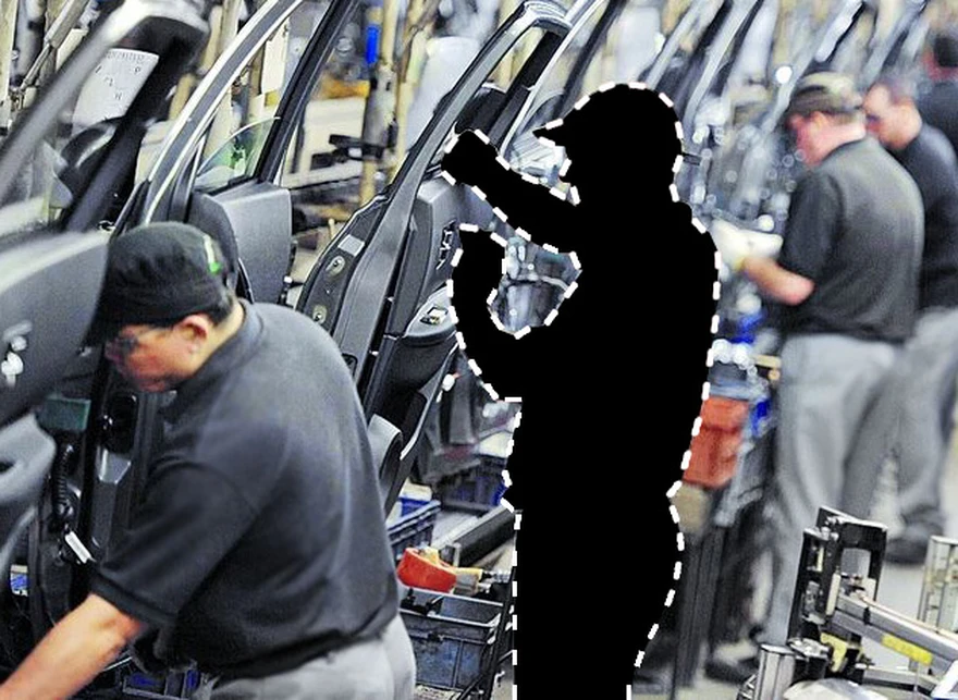 Despidos hormiga: el motor de la industria baja un cambio y complica los planes K para sostener el modelo