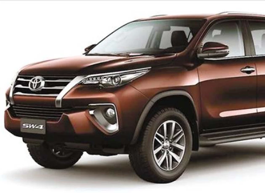 Тойота фортунер 2020. Toyota Fortuner 2016. Toyota Hilux 2016.