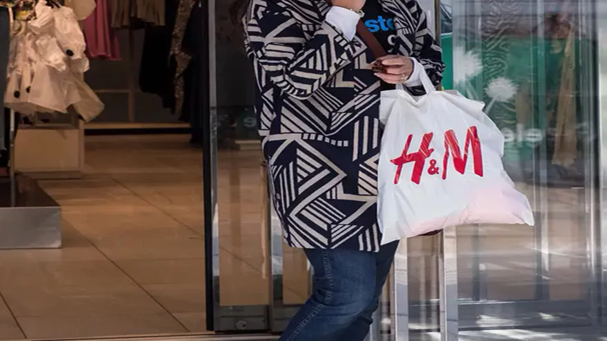 H&M: qué historia esconde el nombre de esta multinacional sueca