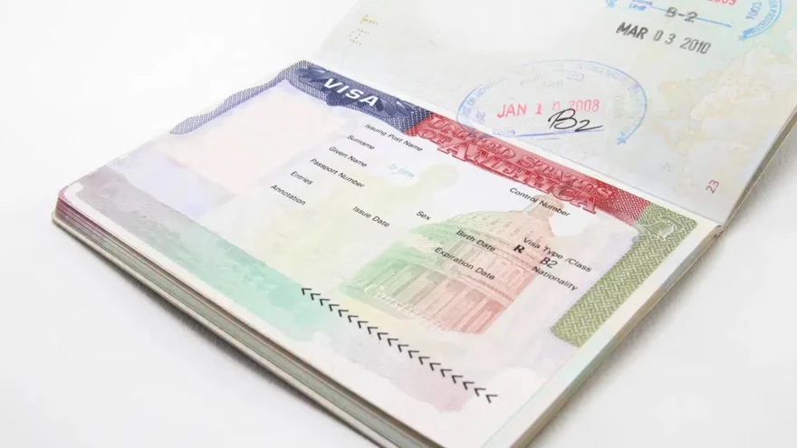 Oficializan el aumento del costo de las visas más comunes para viajar a Estados Unidos