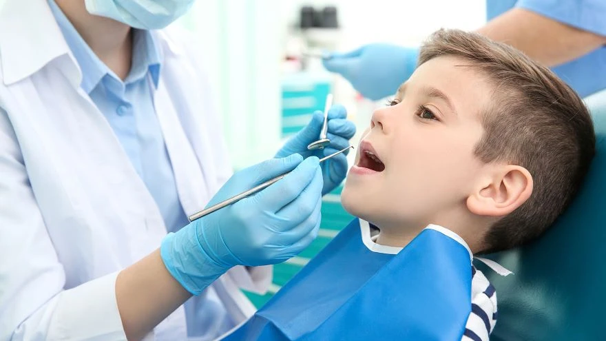 Dolor De Muela En Los Niños: Cómo Calmarlo | Adeslas Dental