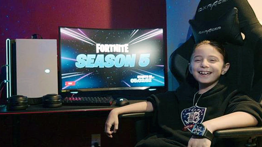 Gamer De Fortnite Fortnite Nino De 8 Anos Es El Jugador Pago Mas Joven Del Mundo