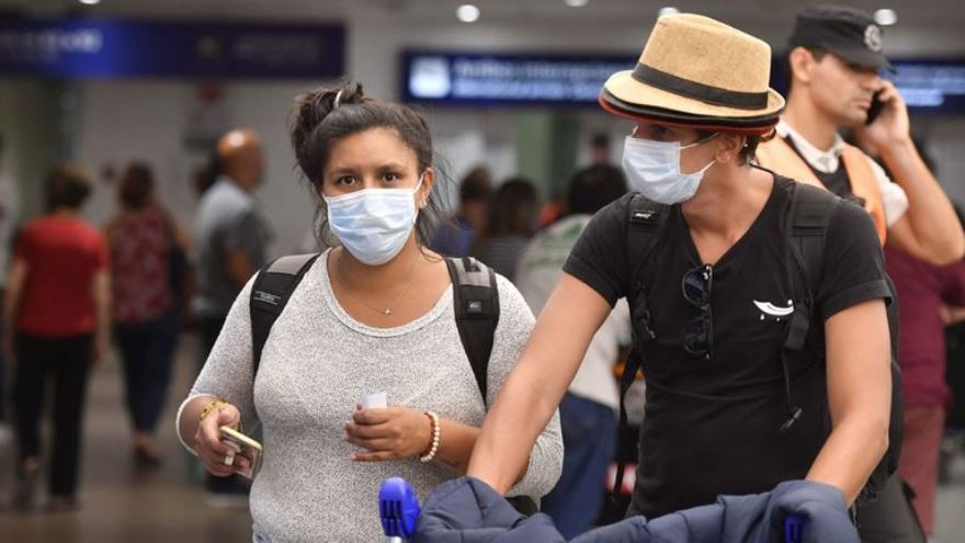 Qué papeles y certificados deberán presentar argentinos y turistas que ingresen desde un país limítrofe