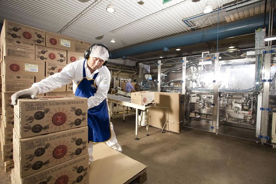 Ante la crisis, las alimenticias recortan su plantilla de trabajadores temporarios