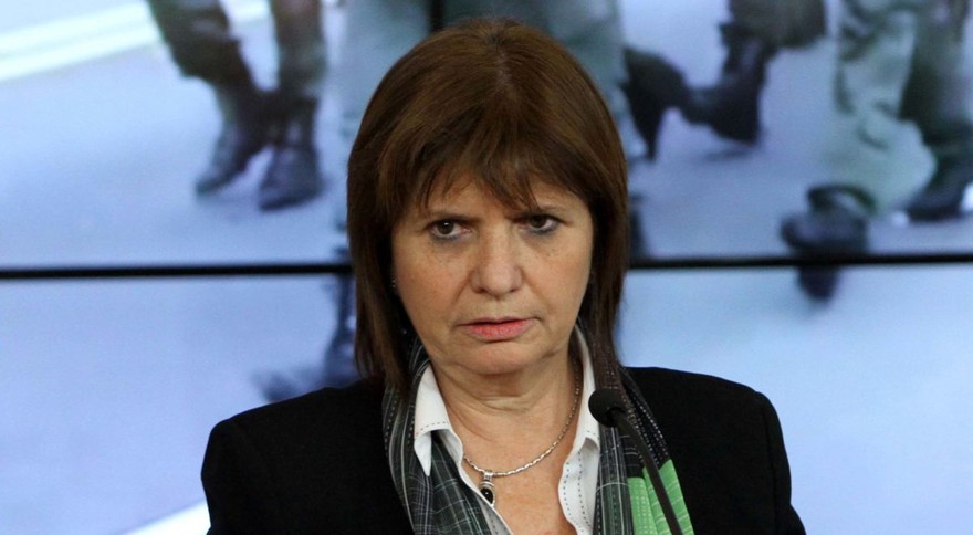 Patricia Bullrich defendió el nuevo reglamento: "El 99% de la gente que muere por un arma de fuego, muere a manos de un delincuente"