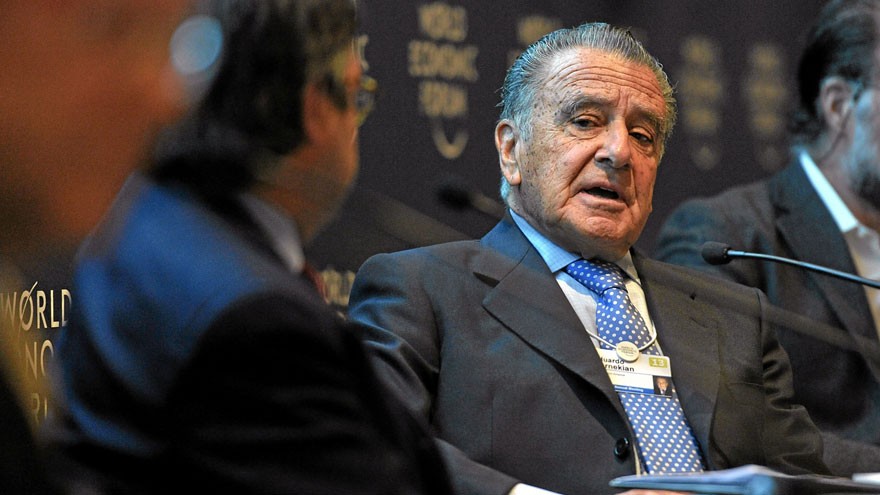 Eduardo Eurnekian: "En vez de solucionar problemas, metiste la cabeza bajo la tierra y ahora estás con el culo al aire"