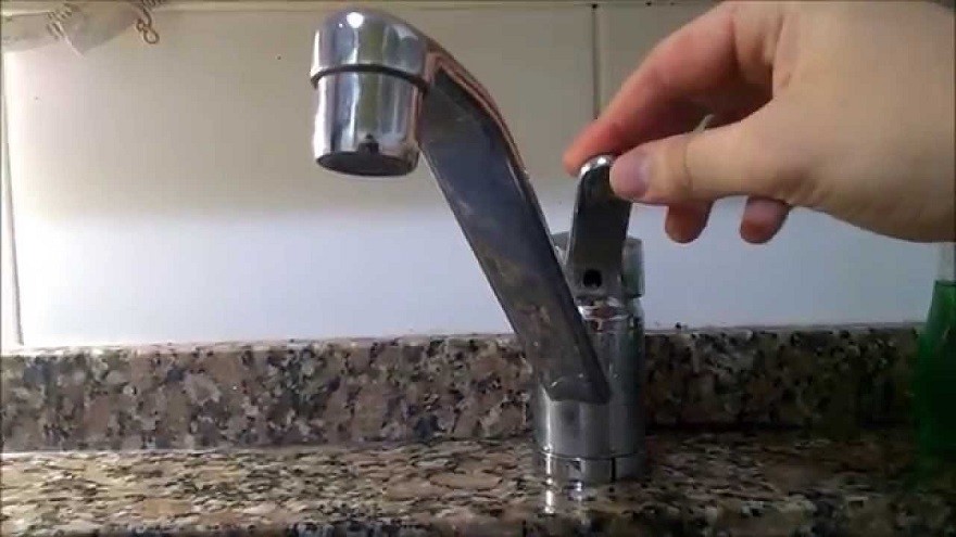 Dolores: sin agua por la rotura de un caño maestro y a la espera de mayores respuesta de ABSA