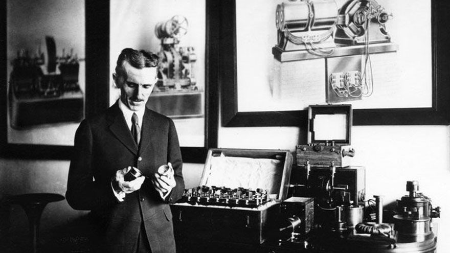 Nikola Tesla, el científico que renunció a todo por ver su sueño hecho realidad