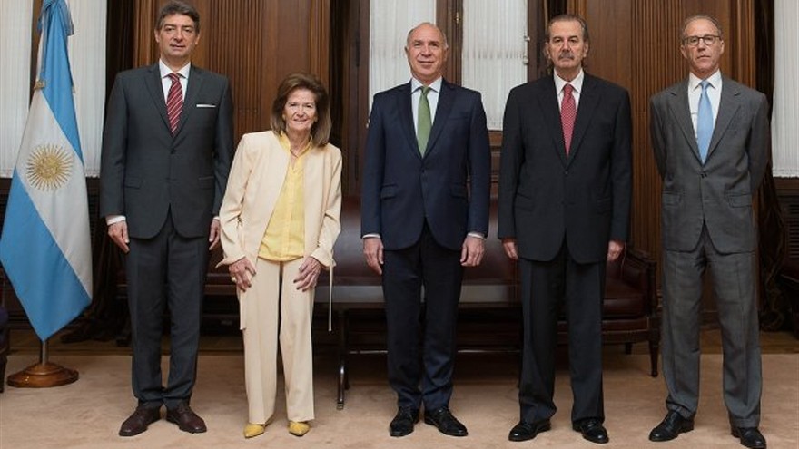 Eximen de responsabilidad a una ART porque no se especificaron sus incumplimientos legales