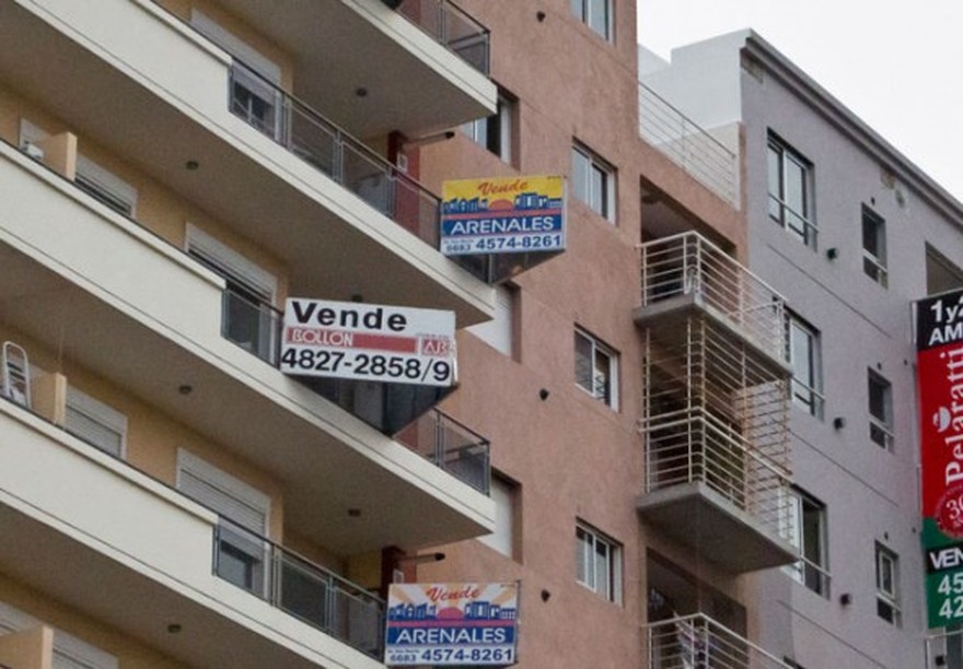 Los dueños de las propiedades prefieren no vender antes que bajar el precio de los departamentos