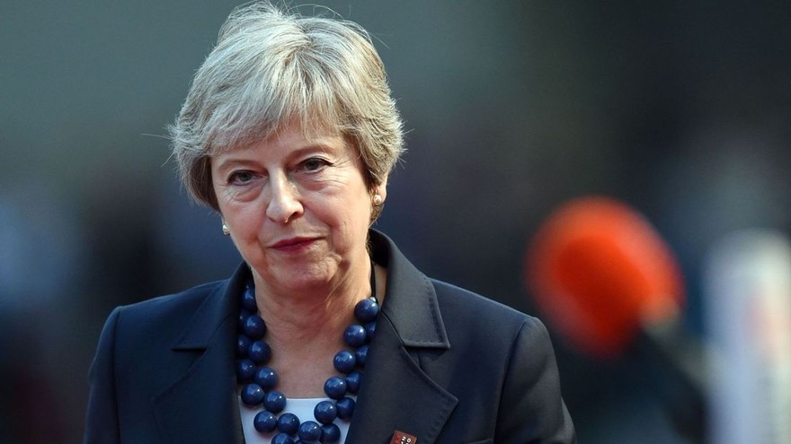 La primera ministra británica Theresa May presentó su renuncia
