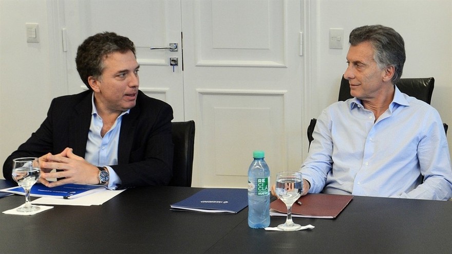 El Gobierno, listo para lanzar nuevo paquete económico: alivio para la clase media y Pymes
