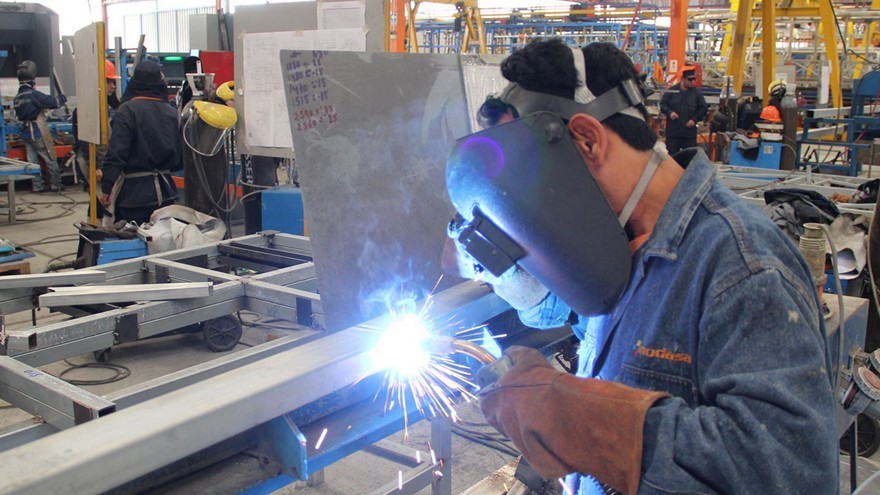 Cómo sería el proyecto que quiere estatizar acciones de empresas que reciben ayuda por la crisis