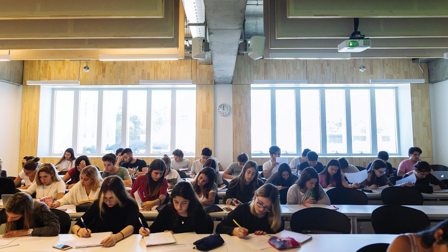 El Inet lanza becas de código abierto para estudiantes y egresados de escuelas técnicas