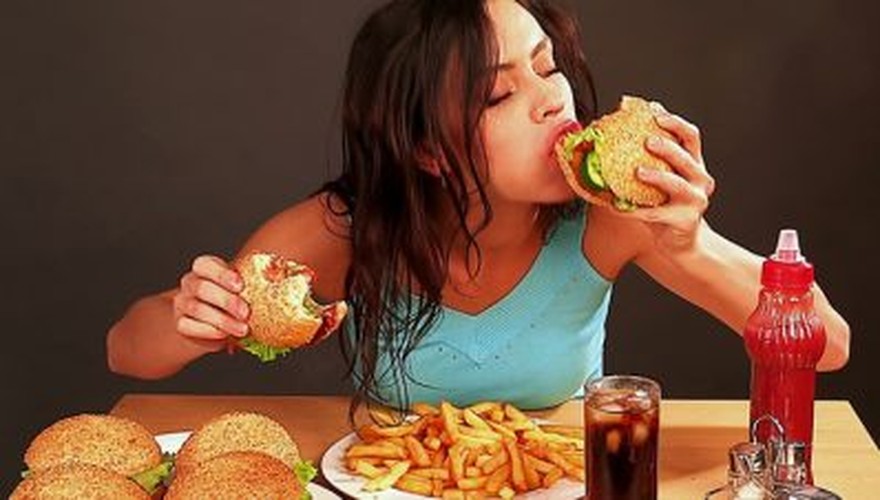 Descubren el circuito que motiva a las personas a seguir comiendo sin hambre