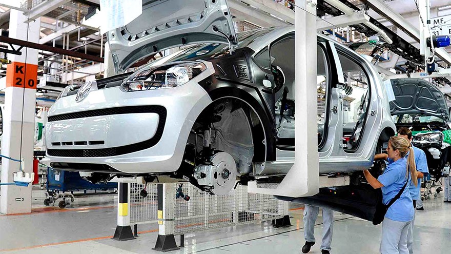 La industria no se recupera: uso de la capacidad instalada volvió a caer y sigue debajo del 60%