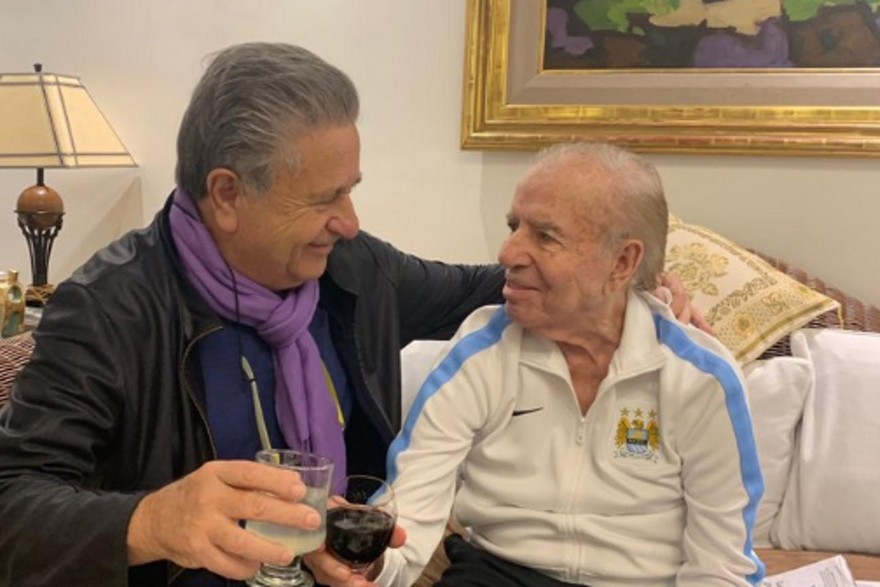 Carlos Menem a 30 años del triunfo electoral: "La recibimos en ruinas y la dejamos en marcha"