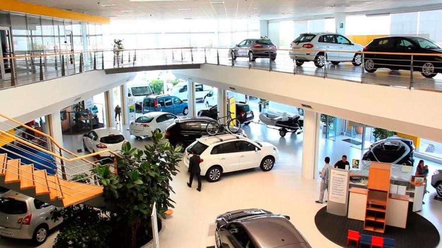 El Gobierno prepara un plan para subsidiar la compra de autos cero kilómetro