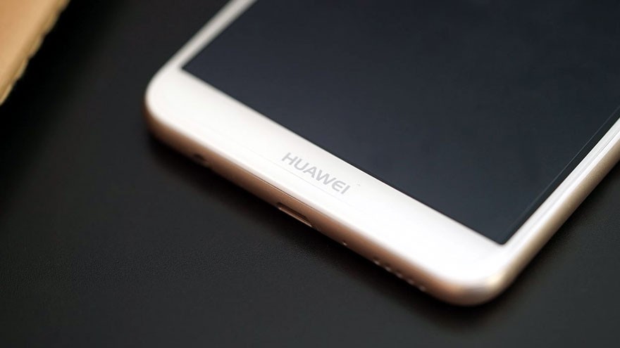 Facebook retira sus aplicaciones preinstaladas en móviles nuevos de Huawei